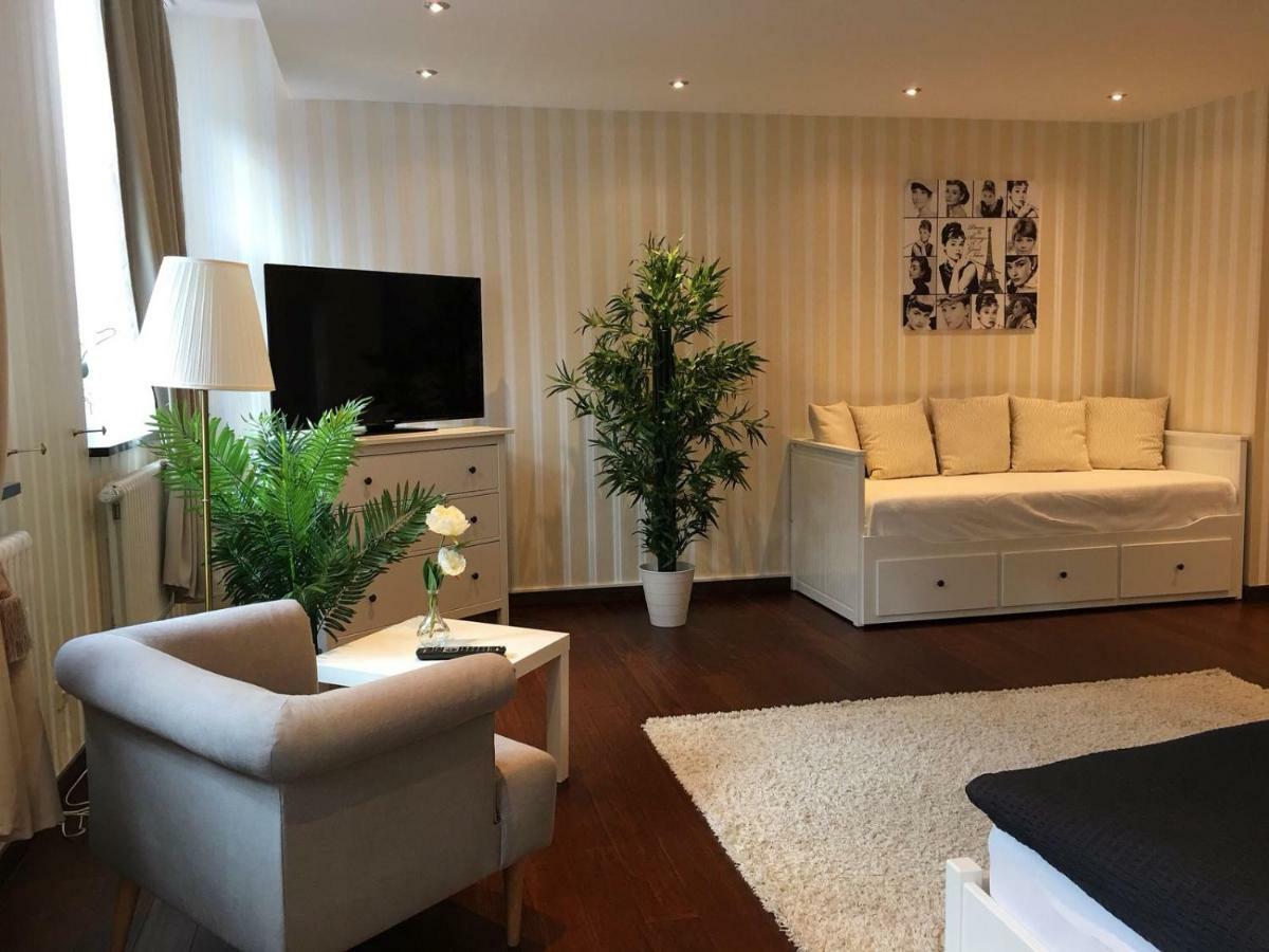 Aparthotel C'Est La Vie Saarlouis Εξωτερικό φωτογραφία